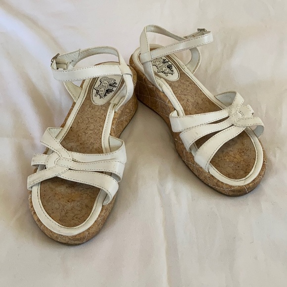 Soho Other - 🎉Price Drop! Girls Size 4 Soho White Wedged Sandals